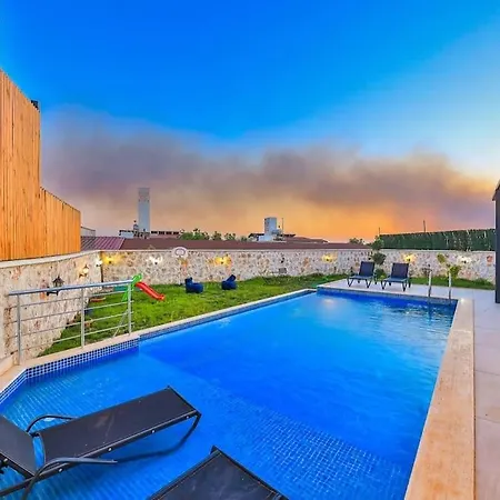 Hotel Lueks Afra Kas